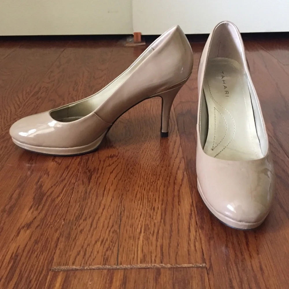 Tahari Wilma High Heels